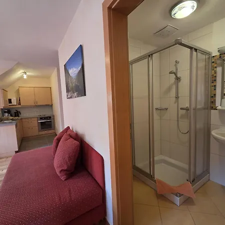 Dirtlergut Lägenhet